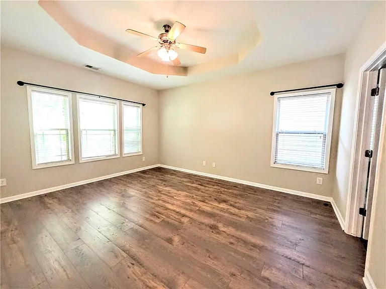 113 Macalester Dr — Photo 24