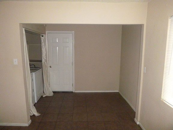 3rd image of 5236 Golden Ln APT B