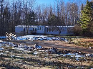 298 Hinckley Rd, Clinton, ME 04927