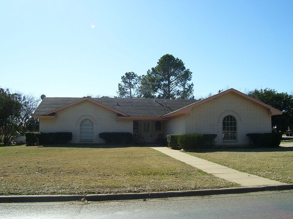 1st image of 405 Greenbriar Ave