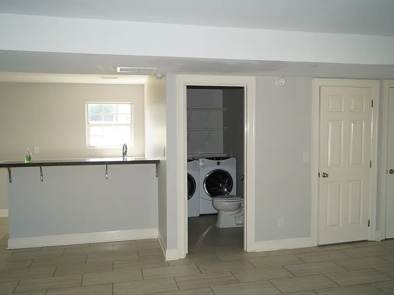 979 Jairus Dr — Photo 28