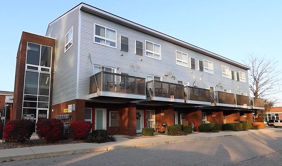 4091 Crooks Rd #311, photo 1