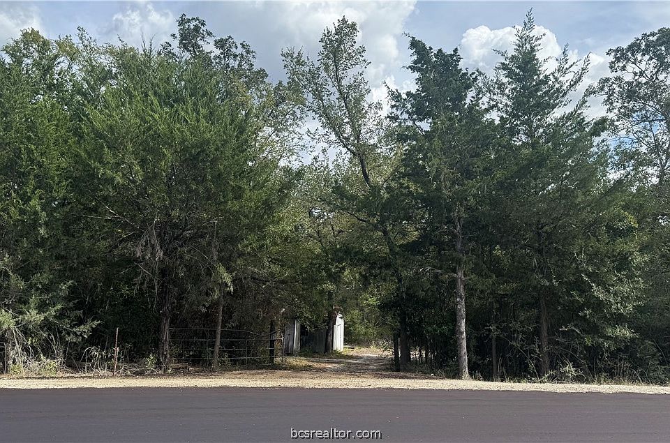 1st image of 3518 Winding Rd