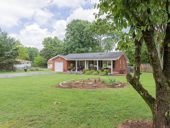 2nd image of 208 Holston Dr N