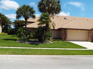 7243 Le Chalet Blvd, Boynton Beach, FL 33472