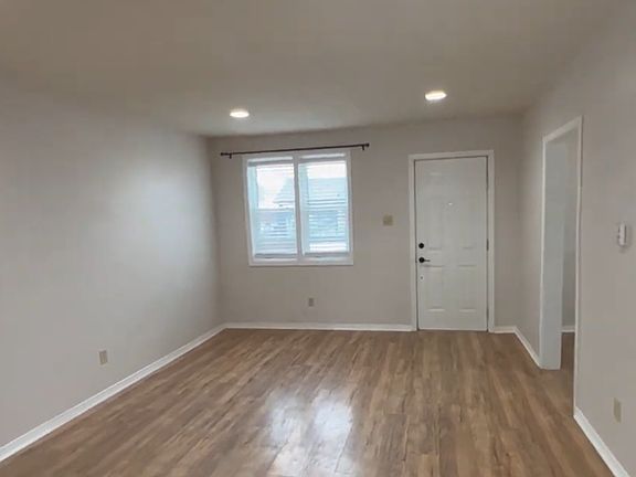 5th image of 1369 Killarney Beach Rd #2