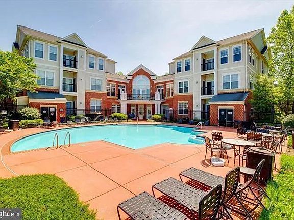 5th image of 11305 Aristotle Dr APT 306