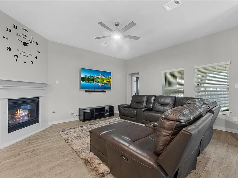 11702 Glossy Oak Ln — Photo 20