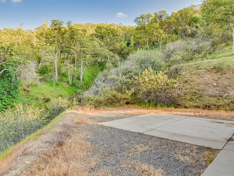 27557 Paradise Valley Ln — Photo 27