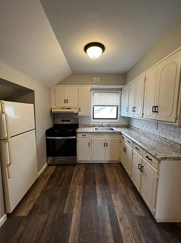 1st image of 104 Catskill Ave