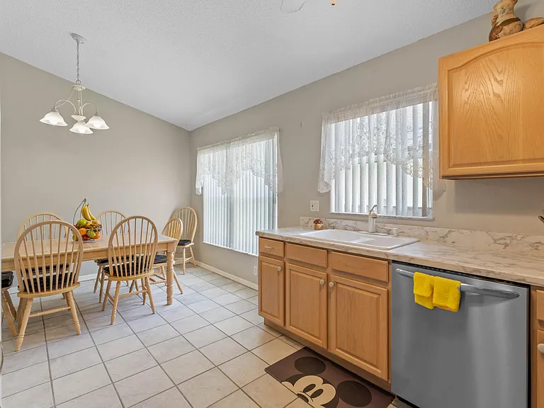 1651 Oak Hill Trl — Photo 19