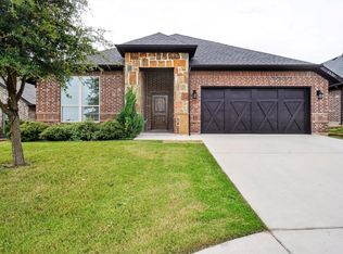 1520 Town Creek Cir, Weatherford, TX 76086
