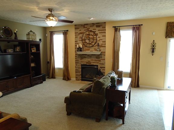 3rd image of 8721 S Tibbs Ave