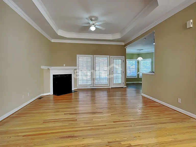 4700 Greenfield Way Dr — Photo 9