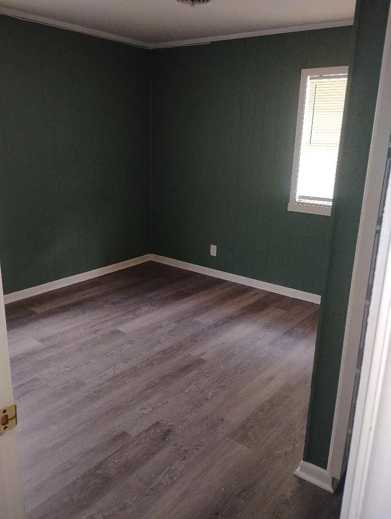 4 bed, 1329 sqft, $1,800 — Photo 1