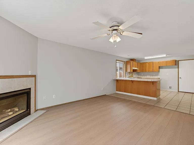 17005 NE 21st St — Photo 12