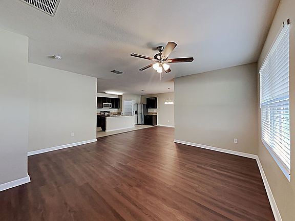 3rd image of 10671 Park Meadowbrooke Dr