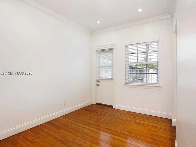 237 Madeira Ave #1 — Photo 19