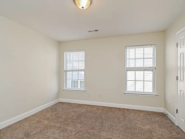 1565 Bridgecrest Dr — Photo 15