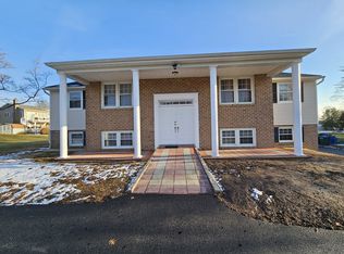 32 Braintree Cmn, Feasterville Trevose, PA 19053