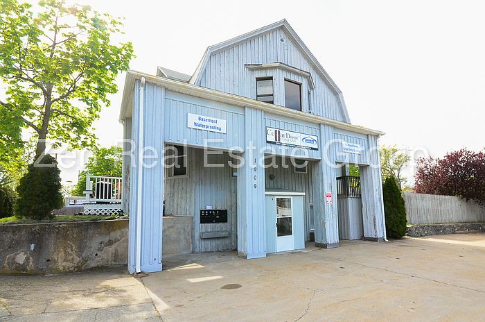1st image of 1909 Elmwood Ave