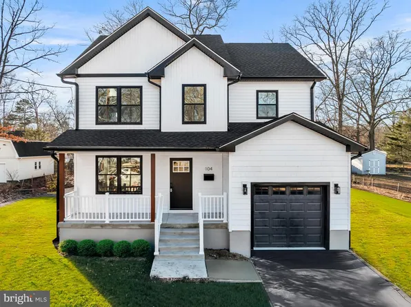 104 E Clearview Ave, Pine Hill, NJ 08021
