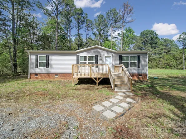 5946 Shirley Rd, Fort Lawn, SC 29714