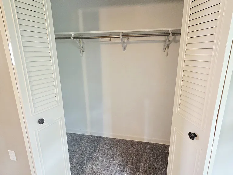 578 Caddy Dr — Photo 17