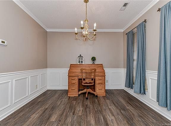 5th image of 7922 Shiny Meadow Ln