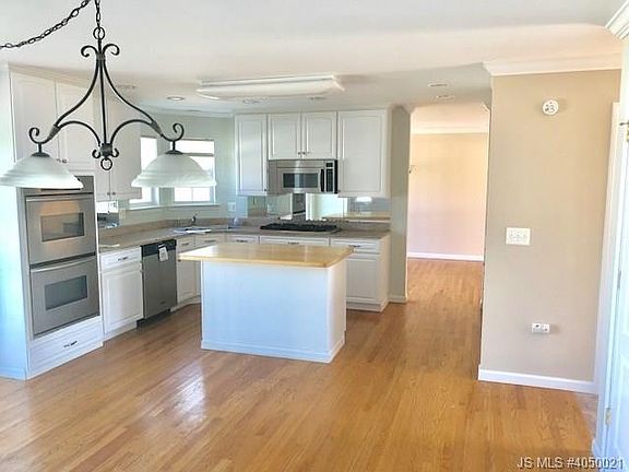 5th image of 143 Barracuda Rd