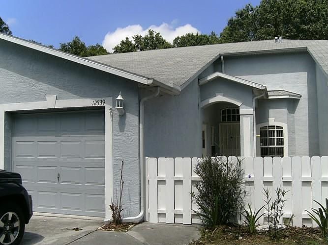 1st image of 12539 Hollybrook Ln