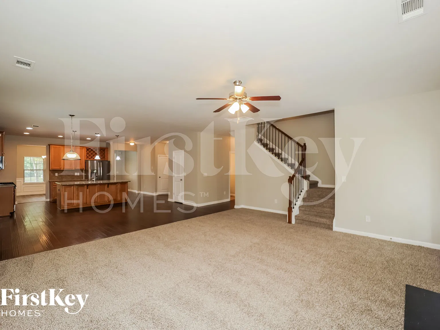 4 bed, 2.5 bath, 2749 sqft, $2,840 — Photo 4