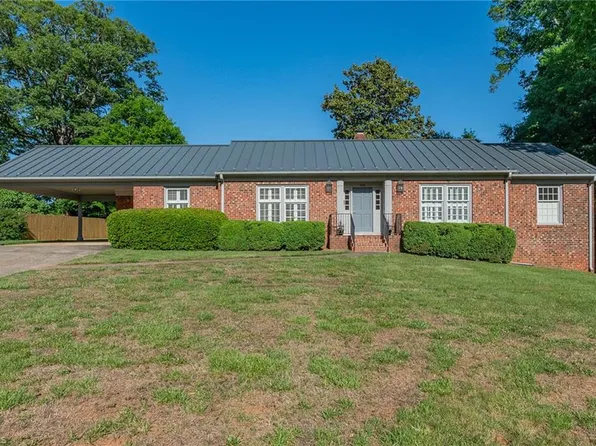 905 Kildee Dr, Lexington, NC 27292