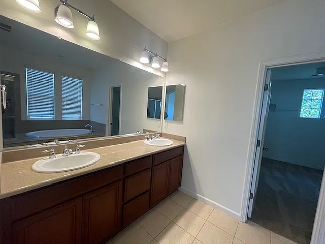 465 W Saint Francis Ave — Photo 22