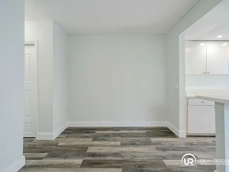 6650 Miller Dr #20 — Photo 12