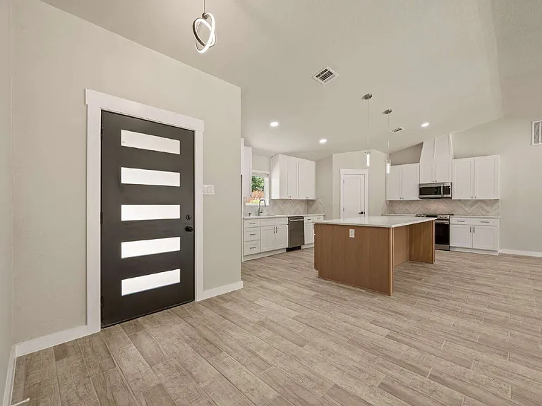 7301 Jo Will St — Photo 7