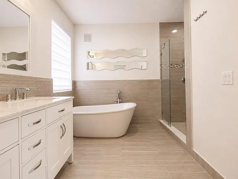 16354 SW 48th Ter — Photo 17