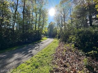 Windemere Way, Fancy Gap, VA 24328