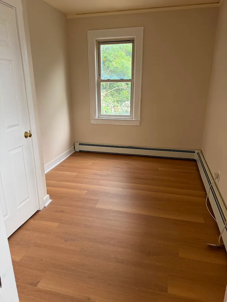 2 bed, 920 sqft, $2,250 — Photo 3
