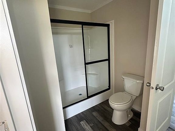 4th image of 84 Drew Ln