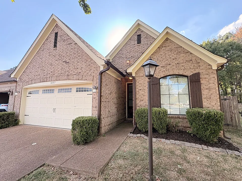 1457 Lagrange Crest Rd