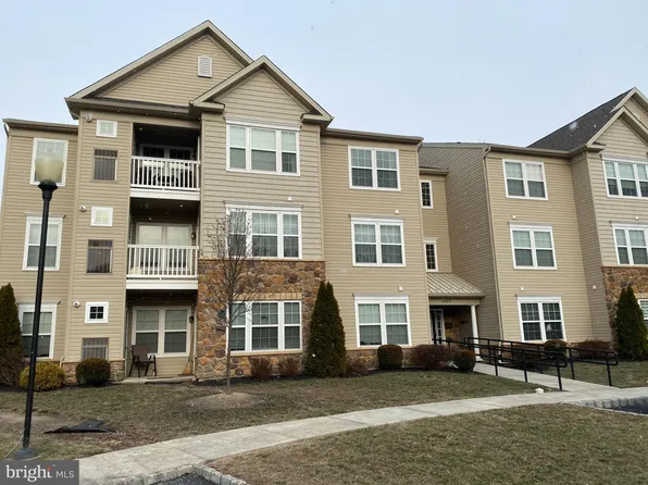 1505 Moore St #201, Bristol, PA 19007