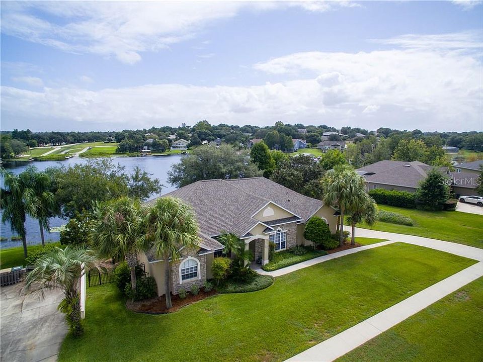 1st image of 10812 Crescent Lake Ct
