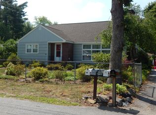71 Chapel St APT 3, Shirley, MA 01464
