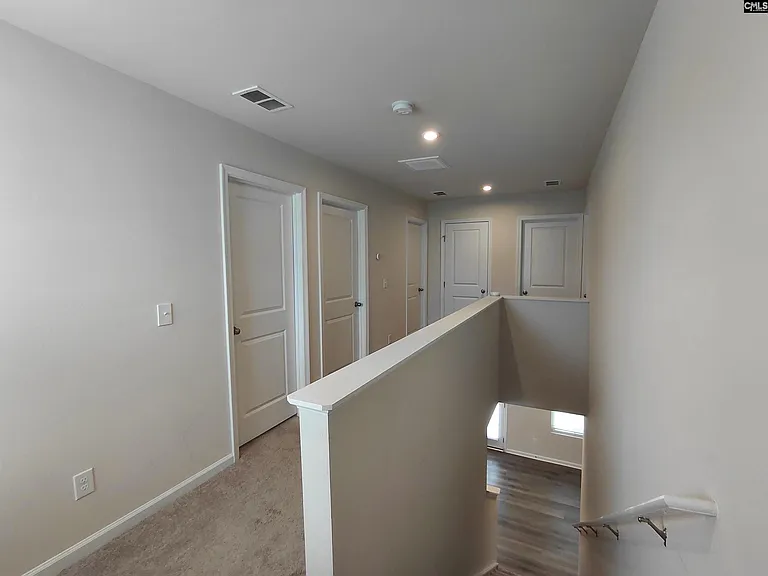 329 Saskatoon Dr — Photo 11