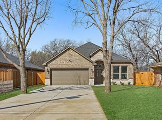 2117 Avenue B, Grand Prairie, TX 75051