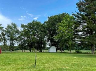 2400 S Cameron Ln, Peoria, IL 61607