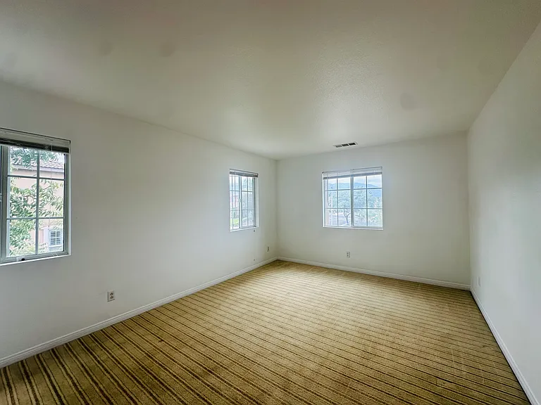 2259 Marysa Kathrin St — Photo 18