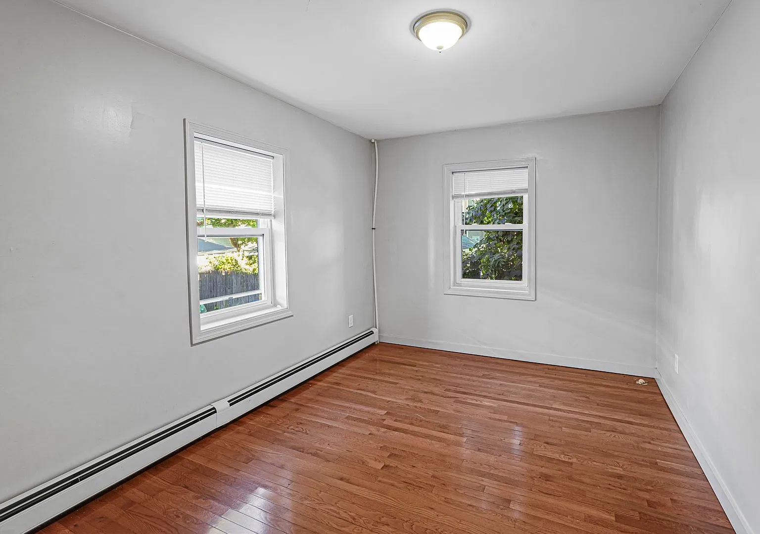 126 Sumner Ave — Photo 2