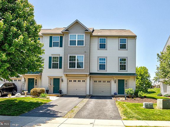 2nd image of 137 Dorchester Ln
